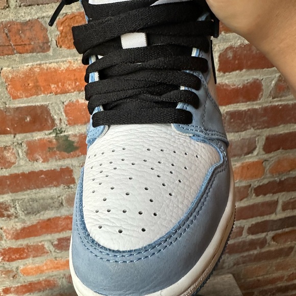 Jordan 1 Retro OG High University Blue - Picture 9 of 16
